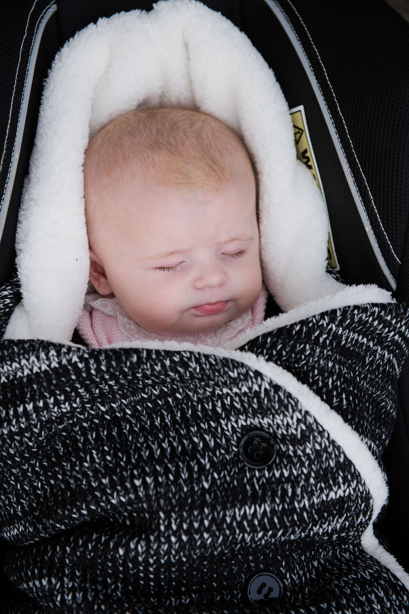 06 months Pearl White Cocoon baby blanket in Pearl White Cocoon Babies